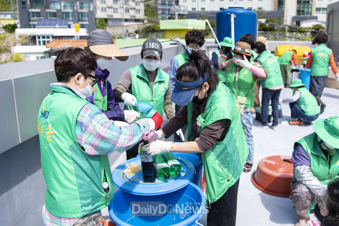 울릉군 새마을부녀회, 사랑의 된장·간장 나눔 행사 개최