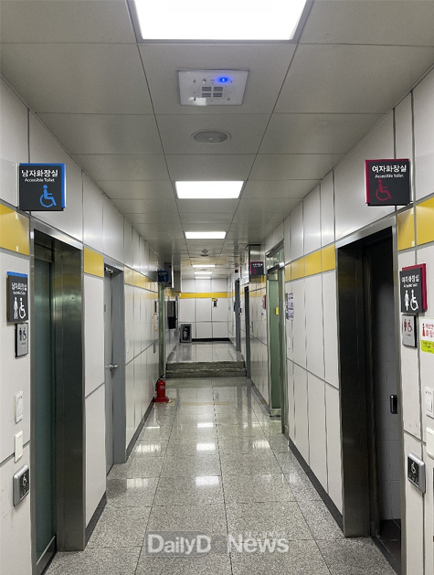 대구도시철도 전역사에 전국 최초로 자동음향기기를 설치한 모습. (사진=대구도시철도공사 제공)