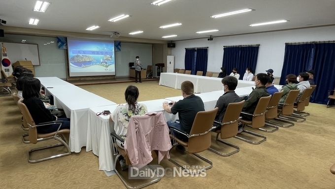 독도박물관, 독도특강 진행