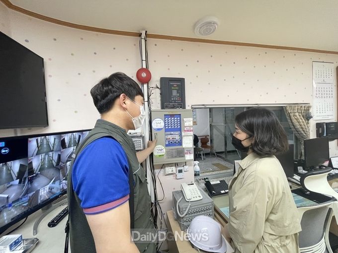 대구광명학교 2021년 여름철 교육시설 안전점검 실시 모습. (사진=대구시교육청 제공)