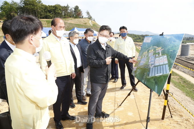 김현수 농식품부 장관, 상주시 스마트팜 혁신밸리 방문
