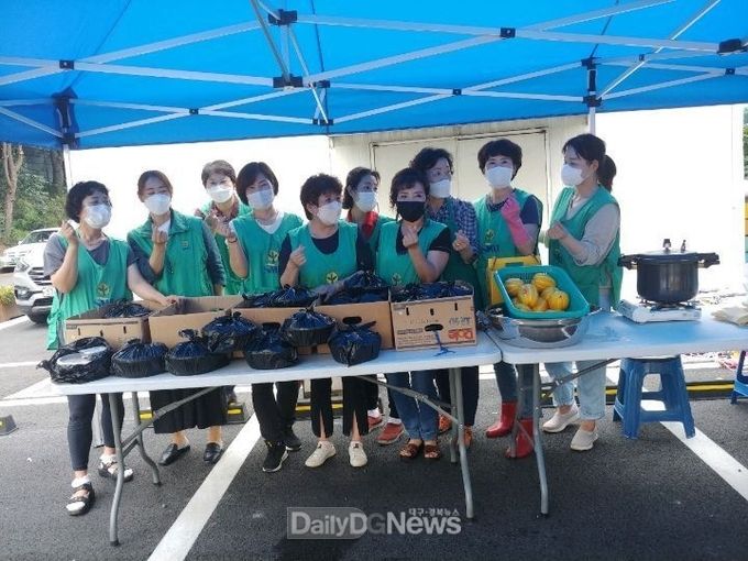 억수삼계탕 박순희 대표, 어려운 이웃에 영양가득 삼계탕 기부