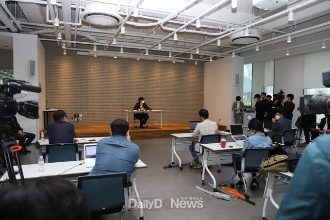 이준석 국민의힘 당대표의 기자간담회 모습. (사진=이준호 기자)