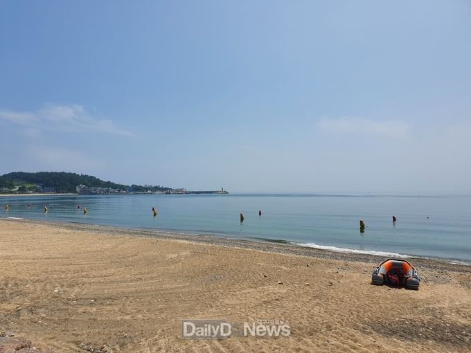 관성해수욕장 전경