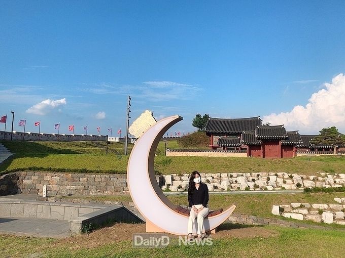 성주군, 성주역사테마공원에 달 포토존 마련