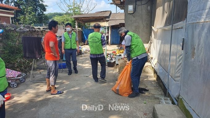 운수면 지역사회보장협의체, 클린케어(주거환경개선)사업 봉사활동 실시