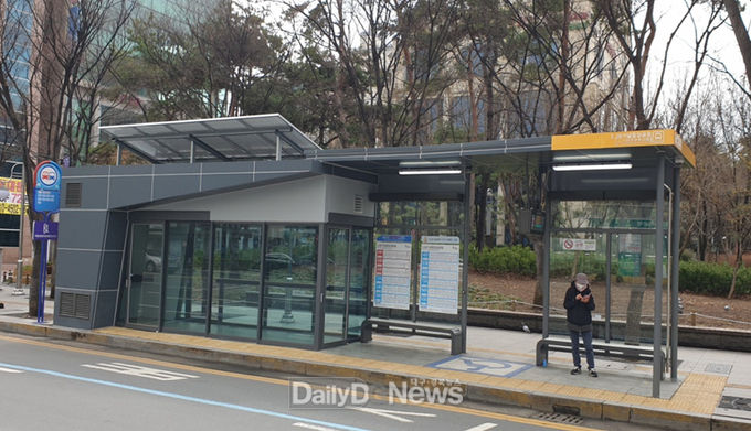 2.28기념 중앙공원 앞 행복승강장 모습. (사진=대구시 제공)