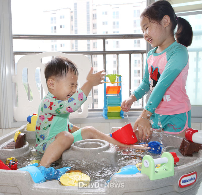 칠곡군, 코로나19로 인한 어려움 장난감도서관 활성화로 육아가정 경제적 부담완화