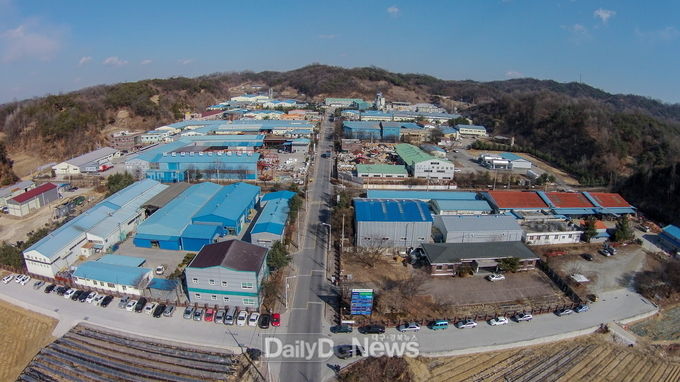 영주시는 농공(산업)단지 입주업체를 대상으로 물류비를 지원한다(사진은 장수농공단지 전경).