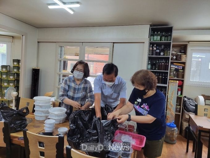 억수삼계탕, 홀몸 어르신들위한 여름철 보양식 삼계탕 30그릇 기부