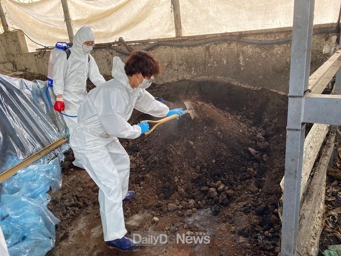 경북도, “커피박 재활용으로 악취 저감!”