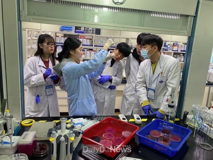 경상북도 보건환경연구원 검사, 연구와 더불어 적극적 교육 활동으로 도민봉사 영역 확대