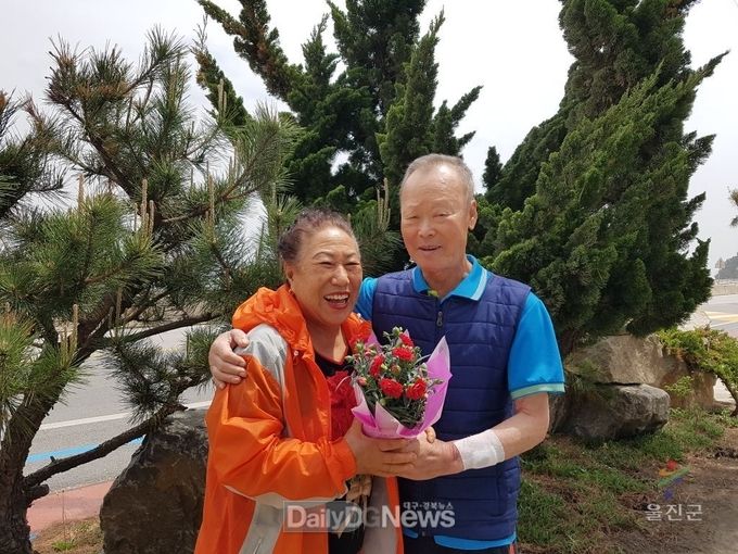 부부사진전 대상(이옥순 이화준 부부)