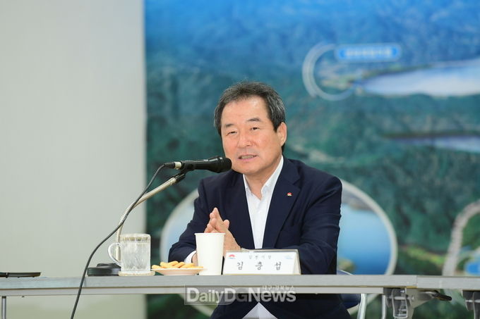 김충섭 시장