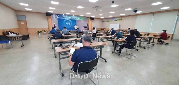 양봉산물 판로확대를 위한 라이브커머스 교육 실시