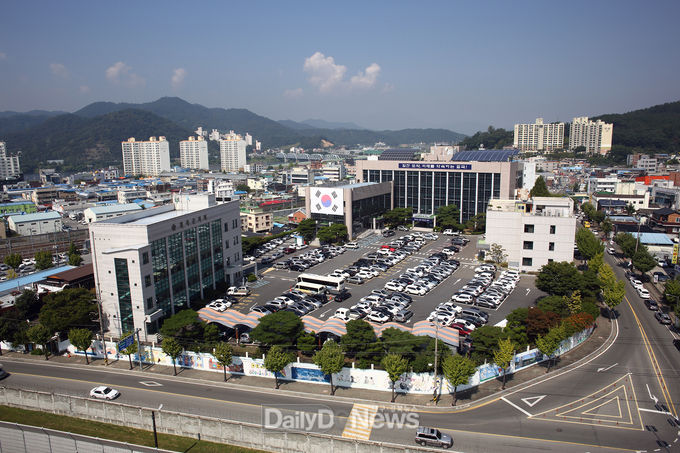칠곡군청 전경