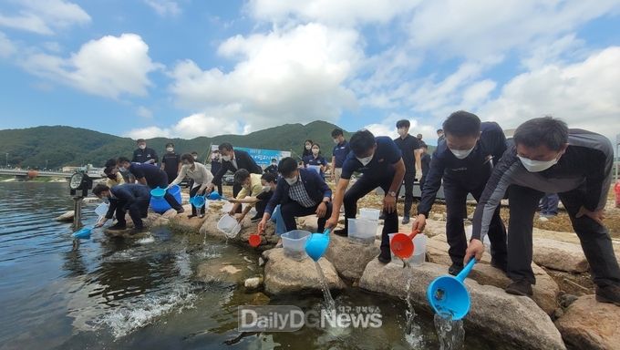 경북도, 토종어류(잉어ㆍ붕어) 130만 마리 방류