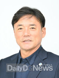 윤경희 청송군수