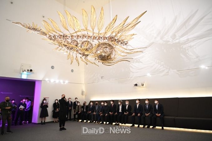 포항스틸아트페스티벌 10주년 기념작, 제막식에서 최초 공개