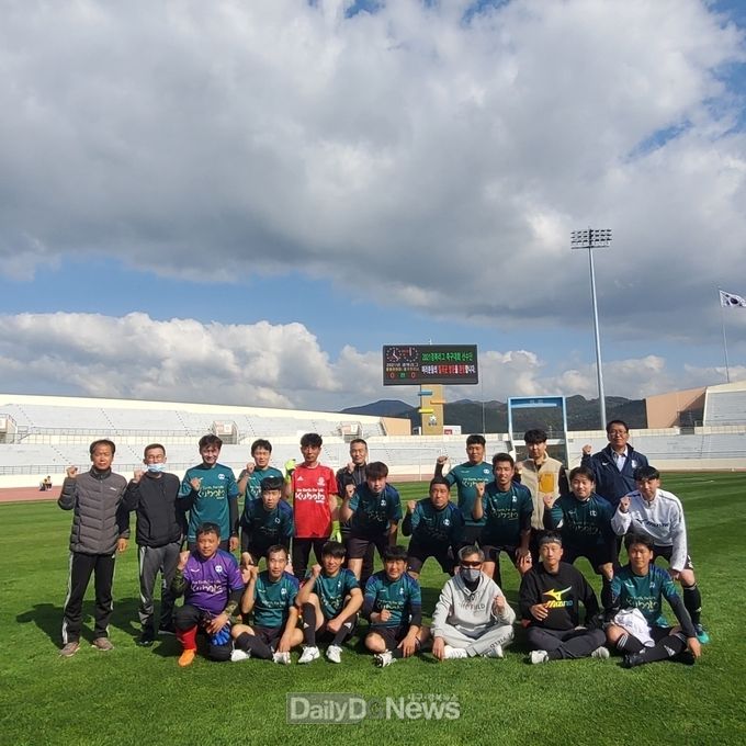 경북리그 축구대회 단체 사진