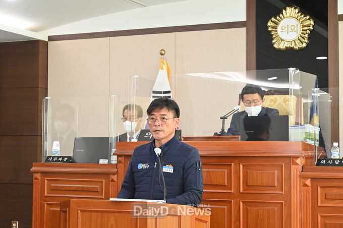 윤경희 청송군수, 시정연설 통해 내년도 비전 제시