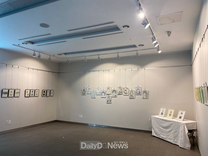 봉화군 평생교육 학습동아리 ‘젠탱글’ 작품전시회