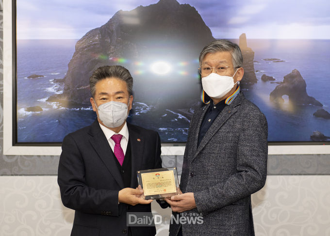 울릉군, 재미교포 홍일송씨 울릉군 홍보대사로 위촉