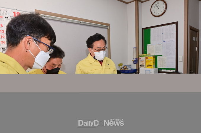 엄태항 봉화군수, 가축전염병 방역 현장 점검