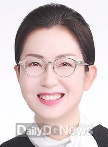 ‘2021년 올해의 스승상’을 수상한 대구 가창초 박미화 선생님. (사진=대구시교육청 제공)