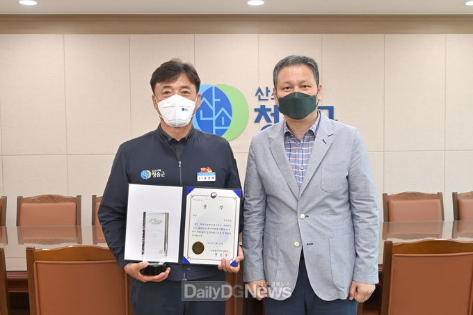 대한민국 에너지효율·친환경 대상 2년 연속 대상 수상