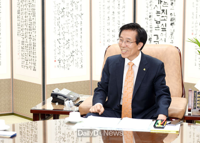 고윤환 문경시장