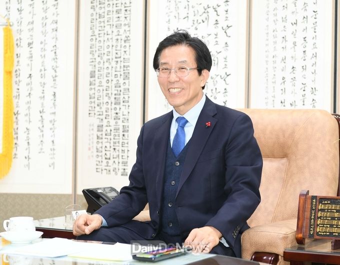 고윤환 문경시장