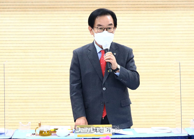 백선기 경상북도시장군수협의회장, “군위군 편입 조속히 처리하고 포스코 지주회사 수도권 설립 중단해야”