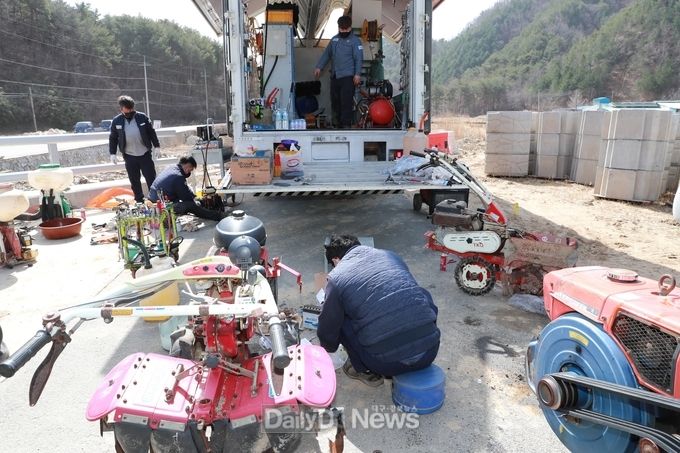 울진군, 영농철 대비 농업기계 현장순회수리 교육 추진