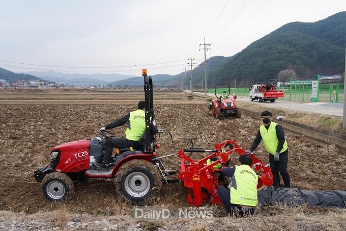 경북도 농기계 안전전문관, 산불피해 농가 돕기 두 팔 걷어!