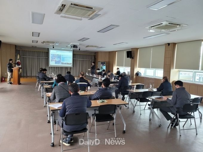 군위읍 농촌중심지 활성화사업 추진위원회 협의회의 개최