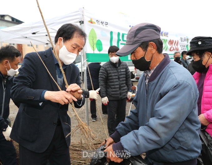의성군, 제77회 식목일 및 내 나무갖기 행사 개최