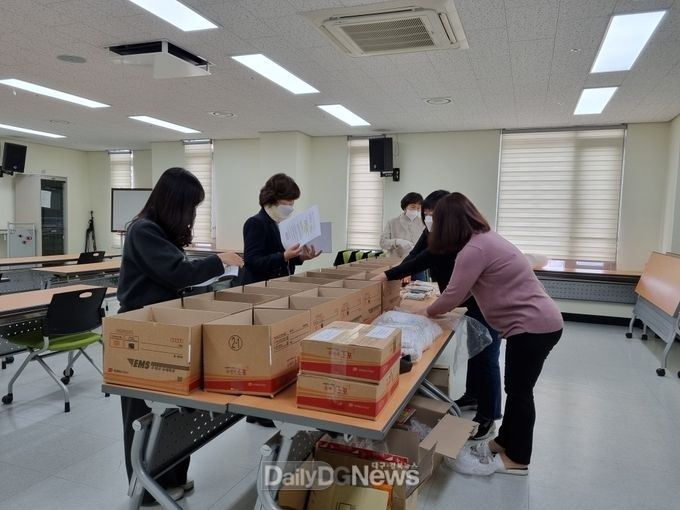 고령군청소년문화의집, 비대면 프로그램 가족과 함께 스터디 룸(미니어처) 만들기 운영