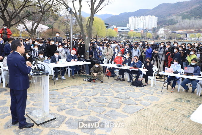 홍준표 의원이 31일 대구시장 후보 경선 출마 선언 모습. (사진=이준호 기자) 