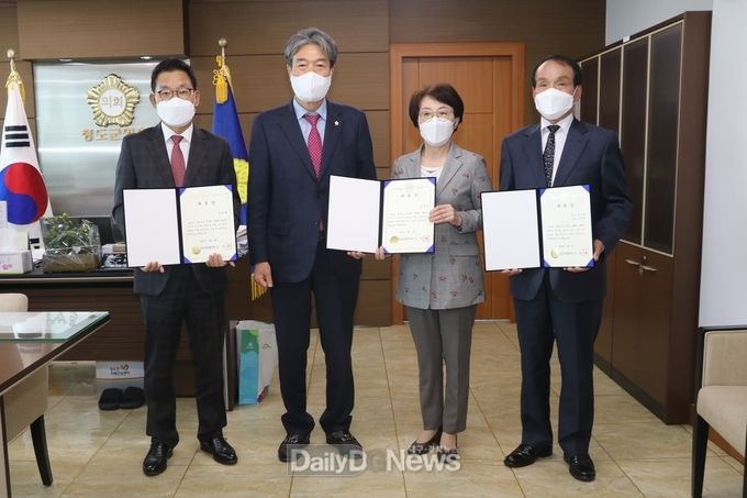 청도군의회, 2021회계연도 결산검사위원 위촉