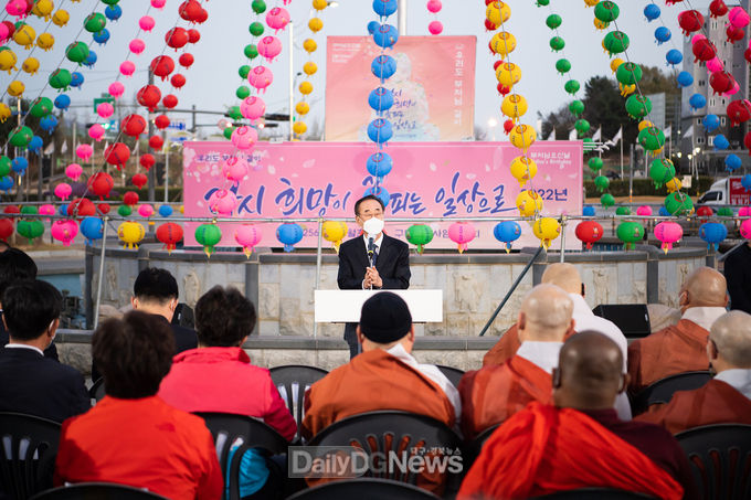 구미시, 불기 2566년 부처님 오신 날 봉축탑 점등식