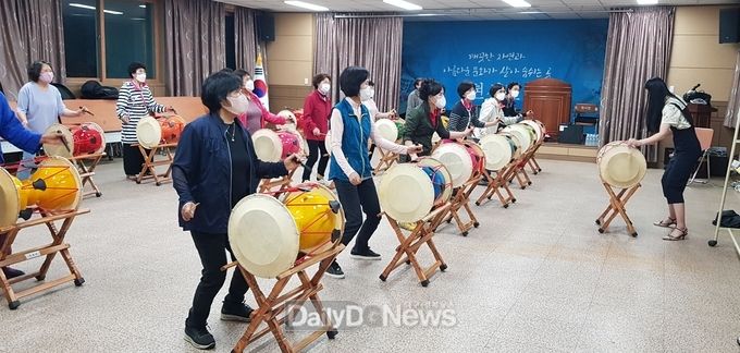 [2022년 행복청송 군민대학 취미교실 운영