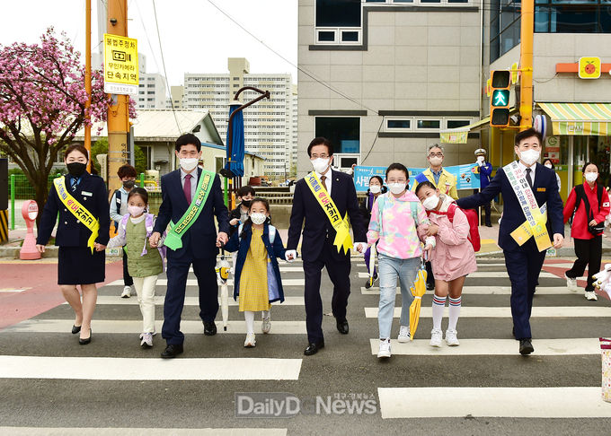 2022년 경상북도 동시다발 스쿨존 교통안전 캠페인 실시