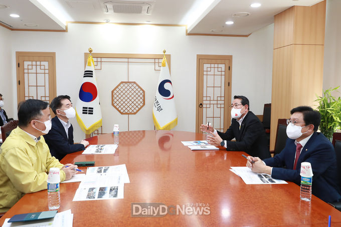 이승우 행정안전부 제2차관 면담 모습