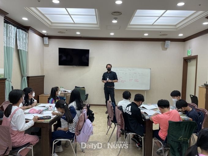 청도군, 원어민 교사와 3일간 함께하는 초등학생 영어체험학습 추진