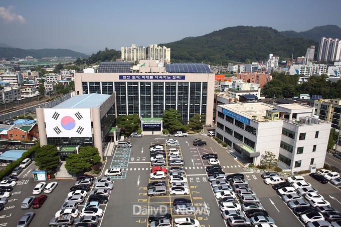 칠곡군청 전경 
