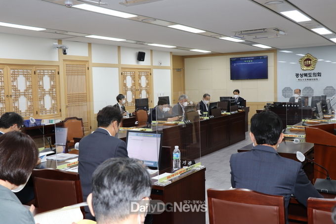 독도수호특위, ‘독도는 대한민국 땅’외침 담은 활동결과보고서 채택