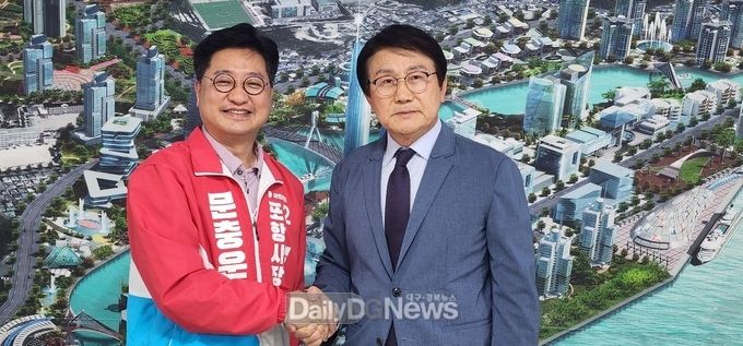박승호, 문충운 지지하며, 포항시장후보에서 사퇴