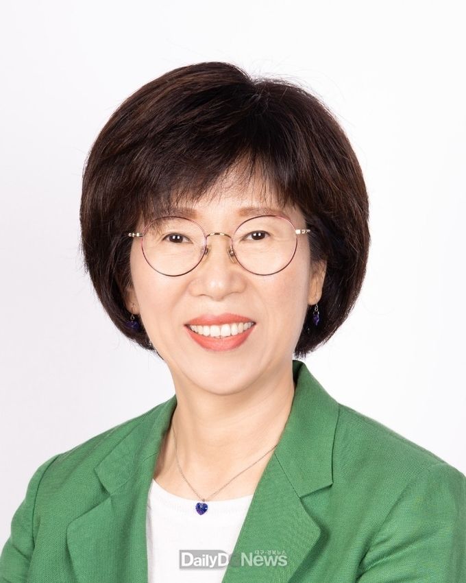 최재순 경주시 보건소장 코로나 위기극복 기여 대통령 표창