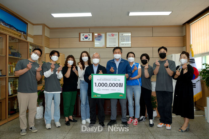 청춘행복장터, 수익금 전액 안계면에 기부